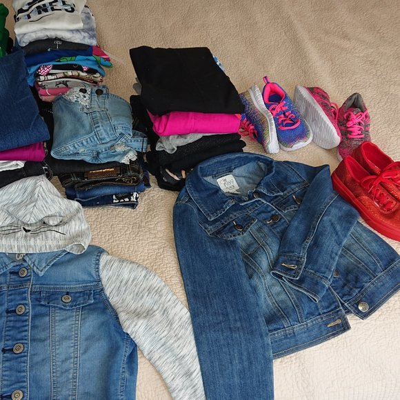 Girls clothes sizes 4-5 to 10-12 - Picture 5 of 10